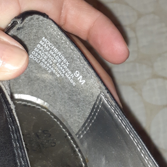 Black size 9 heels - Picture 7 of 8